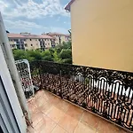 T3 Center Menton- Parking 아파트 *