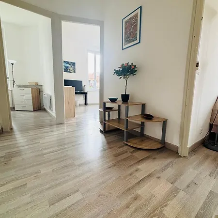 Apartamento T3 Center Menton- Parking *
